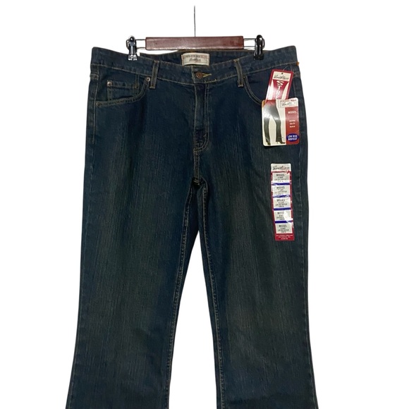 Vintage Levi Strauss Low Rise Bootcut Denim Jeans - Picture 2 of 14